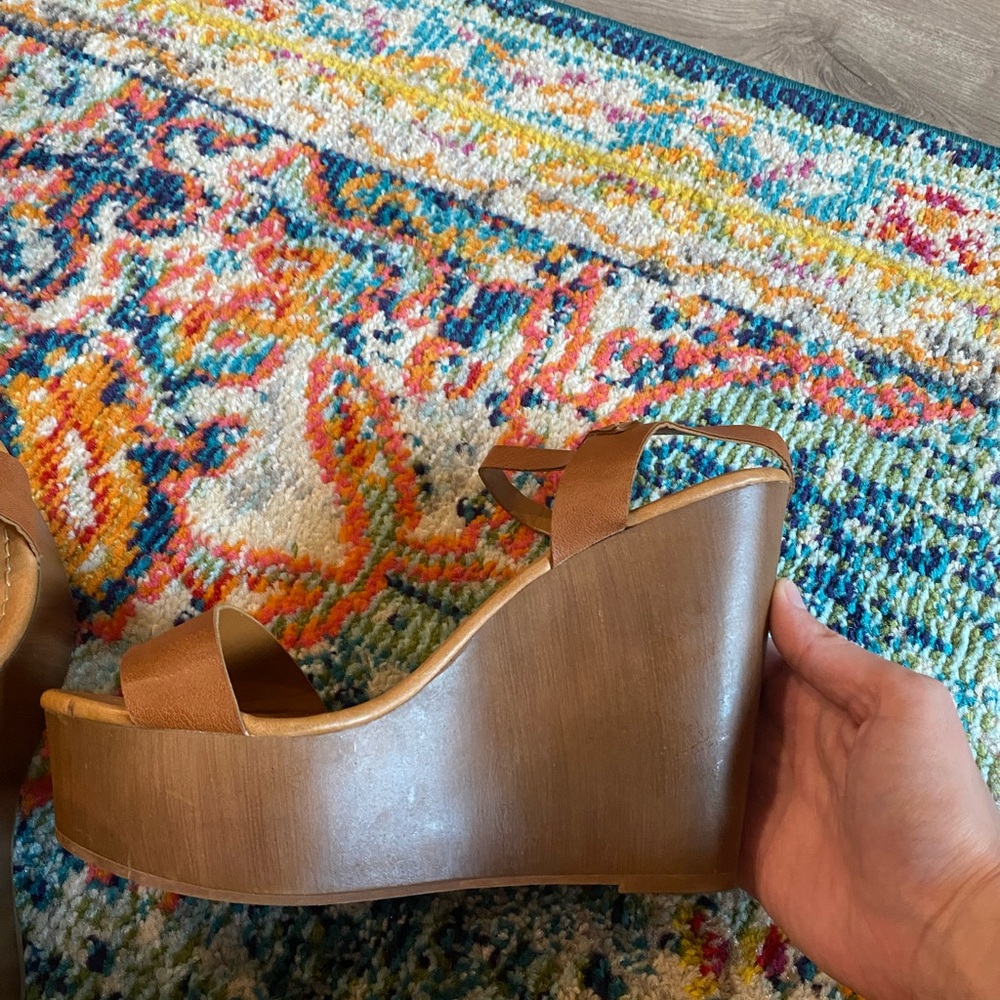 Platform heels - Picture 6 of 10